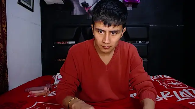 Snapshot of The__Rodriguez chatting on January 20, 2025, 1:28 am The Rodriguez online show from January 20, 2025, 1:28 am