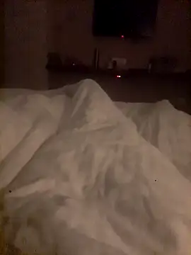 Snapshot of Fadhillah_1999 chatting on November 16, 2025, 4:51 am Fadhillah 1999 online show from November 16, 2025, 4:51 am