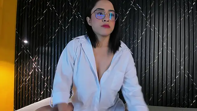 Snapshot of Lil_eva2 chatting on January 11, 2025, 7:16 pm Lil eva2 online show from January 11, 2025, 7:16 pm