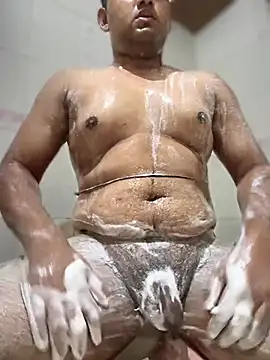 Snapshot of ved240 chatting on January 15, 2025, 2:24 pm ved240 online show from January 15, 2025, 2:24 pm