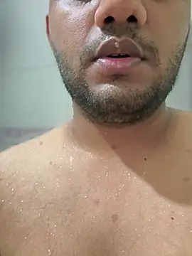 Snapshot of ved240 chatting on January 27, 2025, 6:41 pm ved240 online show from January 27, 2025, 6:41 pm