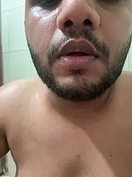 Snapshot of ved240 chatting on April 5, 2026, 6:38 pm ved240 online show from April 5, 2026, 6:38 pm