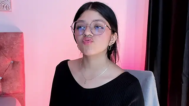 lana dol online show from March 14, 2025, 1:24 pm