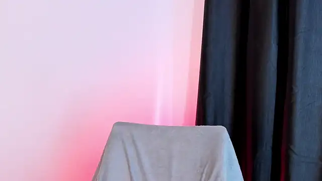 lana dol online show from March 17, 2025, 3:29 pm