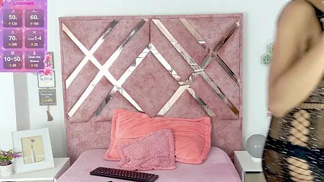 allis0n ik online show from April 10, 2026, 3:45 am