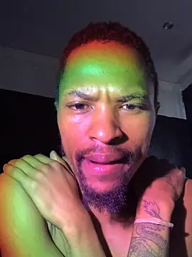 Snapshot of BlueIceCube chatting on September 24, 2025, 7:55 am BlueIceCube online show from September 24, 2025, 7:55 am