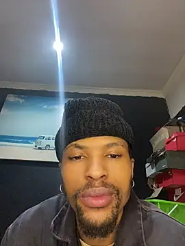 BlueIceCube online show from May 27, 2026, 4:37 pm