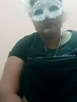 Snapshot of seemi_bhabhi chatting on February 15, 2025, 11:25 pm seemi bhabhi online show from February 15, 2025, 11:25 pm