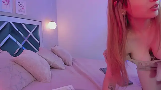 ibella7 online show from March 12, 2025, 6:44 pm