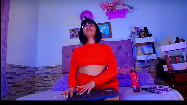 Melannytaylor online show from February 21, 2026, 9:49 pm