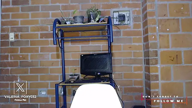 Snapshot of liissa_0 chatting on October 16, 2025, 5:52 am liissa 0 online show from October 16, 2025, 5:52 am