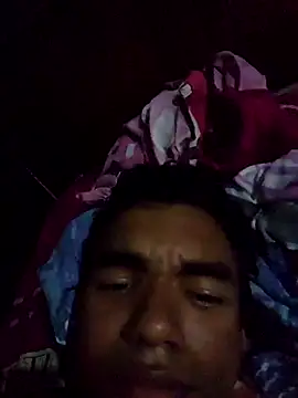 Reynold2608 online show from April 21, 2026, 1:42 am