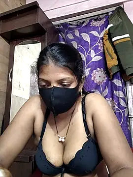 queensenorita online show from April 11, 2026, 5:50 pm