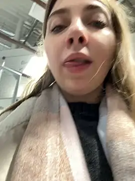 Snapshot of Sunny___Bunny chatting on January 2, 2025, 2:46 pm Sunny Bunny online show from January 2, 2025, 2:46 pm