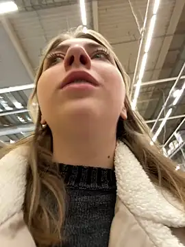 Snapshot of Sunny___Bunny chatting on January 3, 2025, 2:40 pm Sunny Bunny online show from January 3, 2025, 2:40 pm