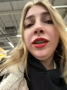 Snapshot of Sunny___Bunny chatting on January 22, 2025, 8:06 pm Sunny Bunny online show from January 22, 2025, 8:06 pm