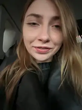 Snapshot of Sunny___Bunny chatting on February 27, 2025, 2:10 pm Sunny Bunny online show from February 27, 2025, 2:10 pm