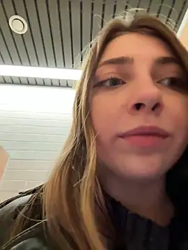 Snapshot of Sunny___Bunny chatting on February 27, 2025, 5:15 pm Sunny Bunny online show from February 27, 2025, 5:15 pm