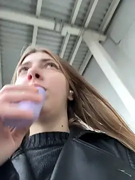 Snapshot of Sunny___Bunny chatting on October 26, 2025, 1:06 pm Sunny Bunny online show from October 26, 2025, 1:06 pm