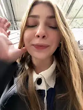 Snapshot of Sunny___Bunny chatting on January 9, 2026, 12:08 pm Sunny Bunny online show from January 9, 2026, 12:08 pm