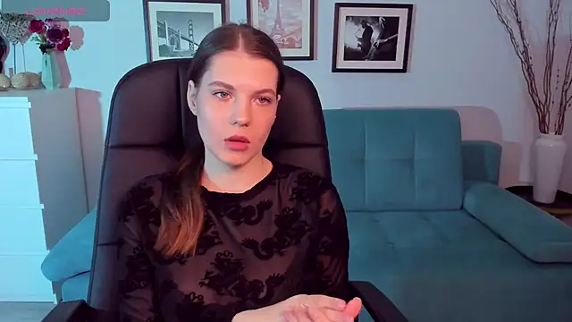 BellaSweetHeart online show from March 9, 2025, 4:11 pm