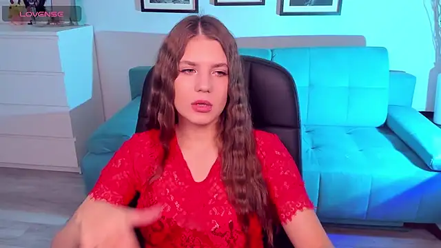 BellaSweetHeart online show from October 24, 2025, 11:50 am