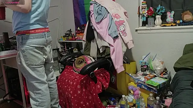 tallnerdyguy online show from March 29, 2026, 3:28 am