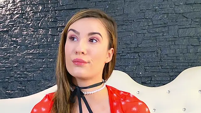 LaurynCopper online show from January 16, 2025, 9:48 am