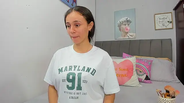 naughtyloverss online show from March 27, 2026, 6:18 pm