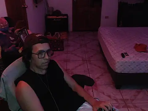 Pit xxz online show from April 10, 2026, 4:50 am