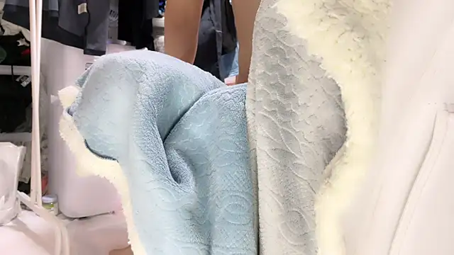 Snapshot of Im_IVE_LOVE chatting on October 5, 2025, 10:57 am Im IVE LOVE online show from October 5, 2025, 10:57 am