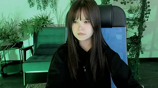 Snapshot of Elainebeness chatting on February 6, 2026, 10:13 pm Elainebeness online show from February 6, 2026, 10:13 pm