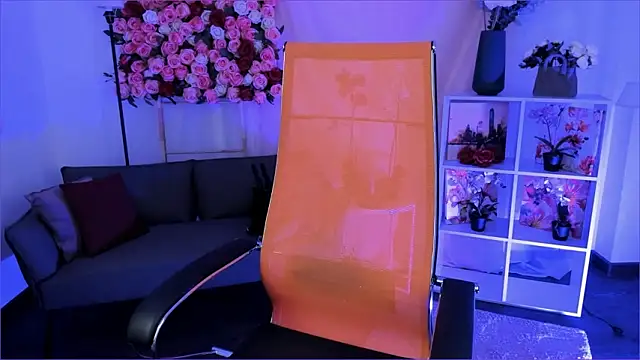 Snapshot of Elainebeness chatting on February 11, 2026, 7:30 pm Elainebeness online show from February 11, 2026, 7:30 pm