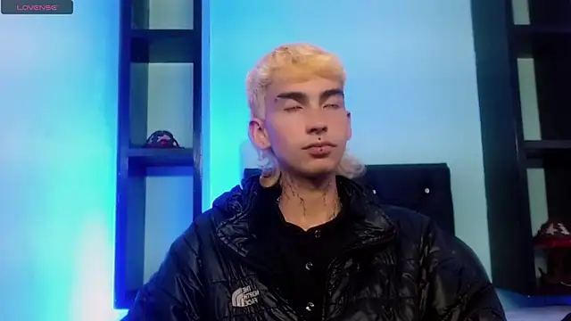 ttimy x boy online show from March 24, 2026, 8:14 pm