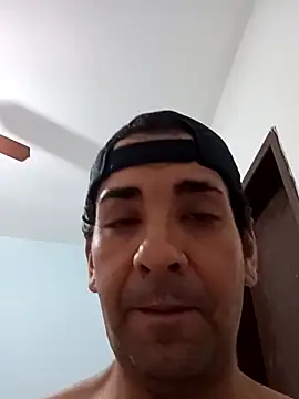 Snapshot of Gostozim7 chatting on March 1, 2025, 7:04 pm Gostozim7 online show from March 1, 2025, 7:04 pm