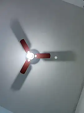 Snapshot of Gostozim7 chatting on March 19, 2025, 11:36 pm Gostozim7 online show from March 19, 2025, 11:36 pm