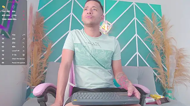 zaid lion online show from March 22, 2025, 1:08 pm