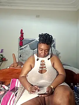 ThickianaRider online show from May 10, 2026, 9:42 pm