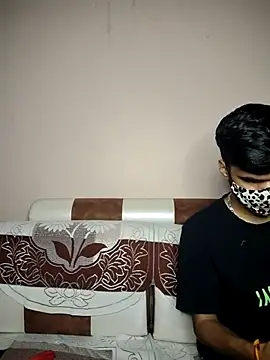 bigtitsqueen online show from March 27, 2026, 6:08 am