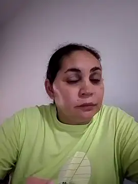 Snapshot of MirandaSoto chatting on February 20, 2025, 4:39 am MirandaSoto online show from February 20, 2025, 4:39 am