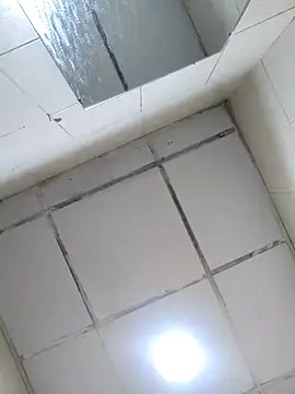 Snapshot of jonypl chatting on January 29, 2025, 10:11 pm jonypl online show from January 29, 2025, 10:11 pm