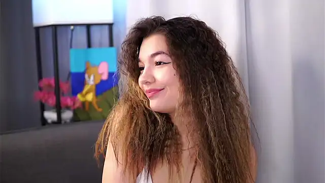 VeronaAppleberry online show from April 21, 2026, 1:29 am