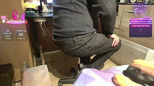 misteryman1956 online show from March 10, 2026, 6:51 am