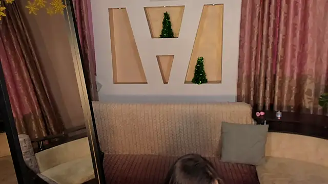 Snapshot of lola_sky69 chatting on January 4, 2025, 9:43 am lola sky69 online show from January 4, 2025, 9:43 am