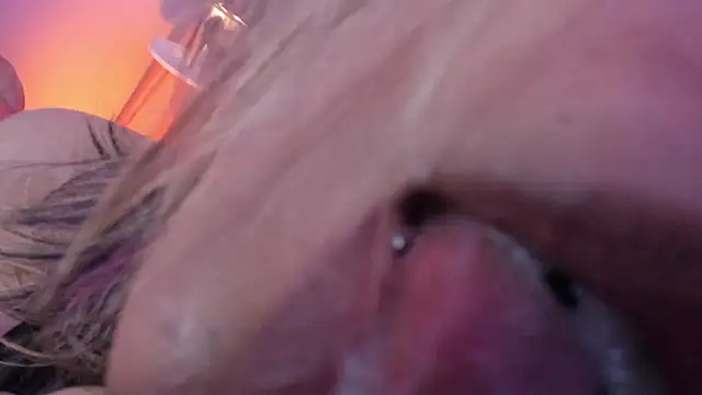 delilah fix online show from March 24, 2026, 9:42 pm