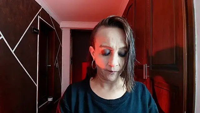 NatashaMason  online show from February 14, 2025, 11:42 am