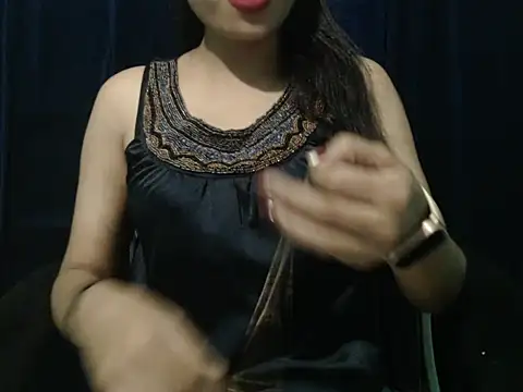 Snapshot of Yashi chatting on May 1, 2026, 3:27 pm Yashi online show from May 1, 2026, 3:27 pm