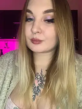 Greeenfriends6969 online show from January 15, 2025, 12:30 am