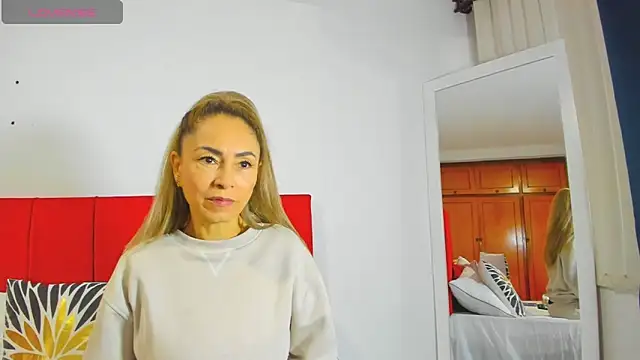 emagarcia online show from November 30, 2025, 11:03 am