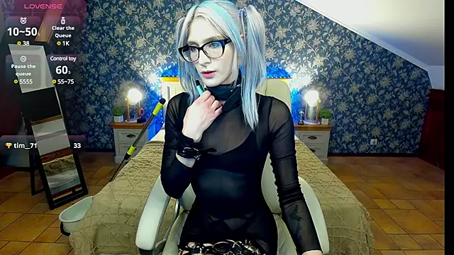 CassandraStarr online show from January 22, 2025, 5:26 am